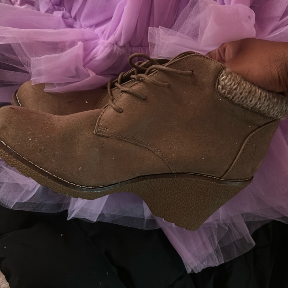 Dm before buying please (don’t know the names of these